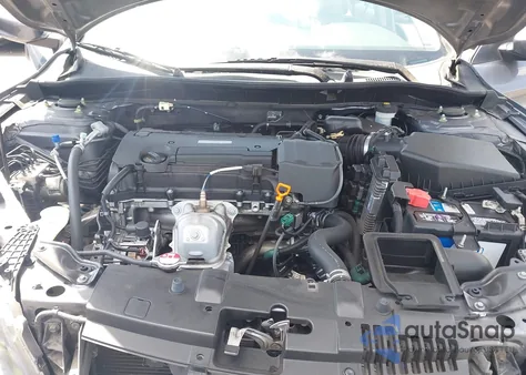 2017 Honda Accord Lx z USA, uszkodzony, nr VIN 1HGCR2F33HA054318